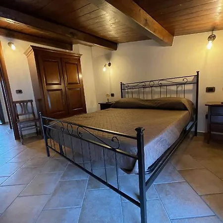 La Vie En Rose Bed & Breakfast Fondi Exterior photo
